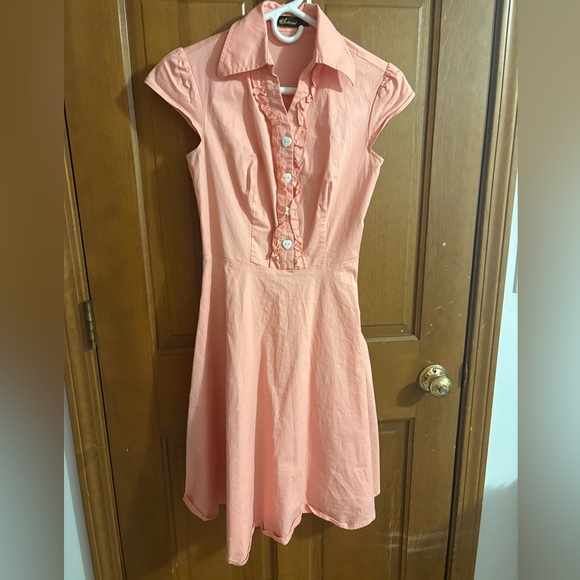 Pink 50’s Ruffled Button-Up Dress - Picture 1 of 4